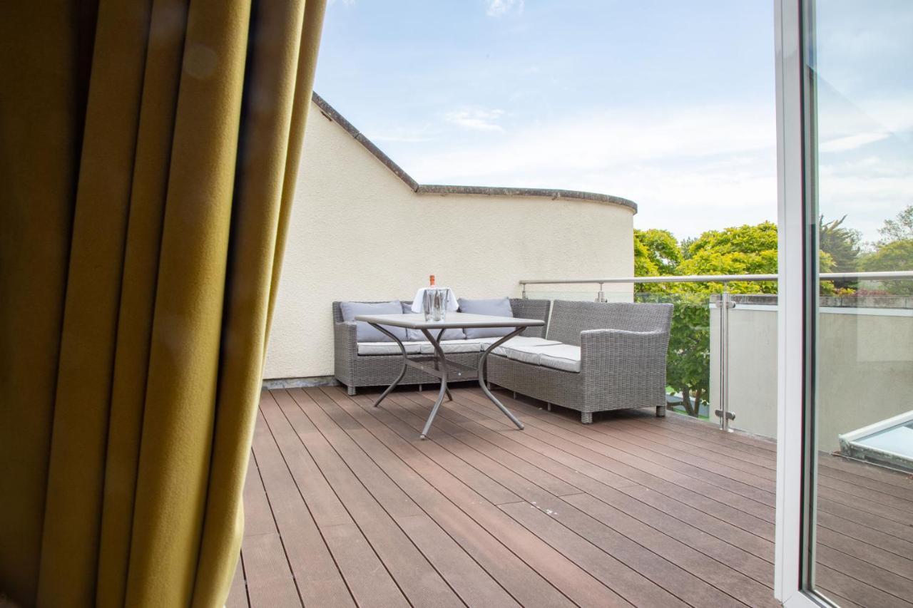 Holm House Hotel Пенарт Екстериор снимка