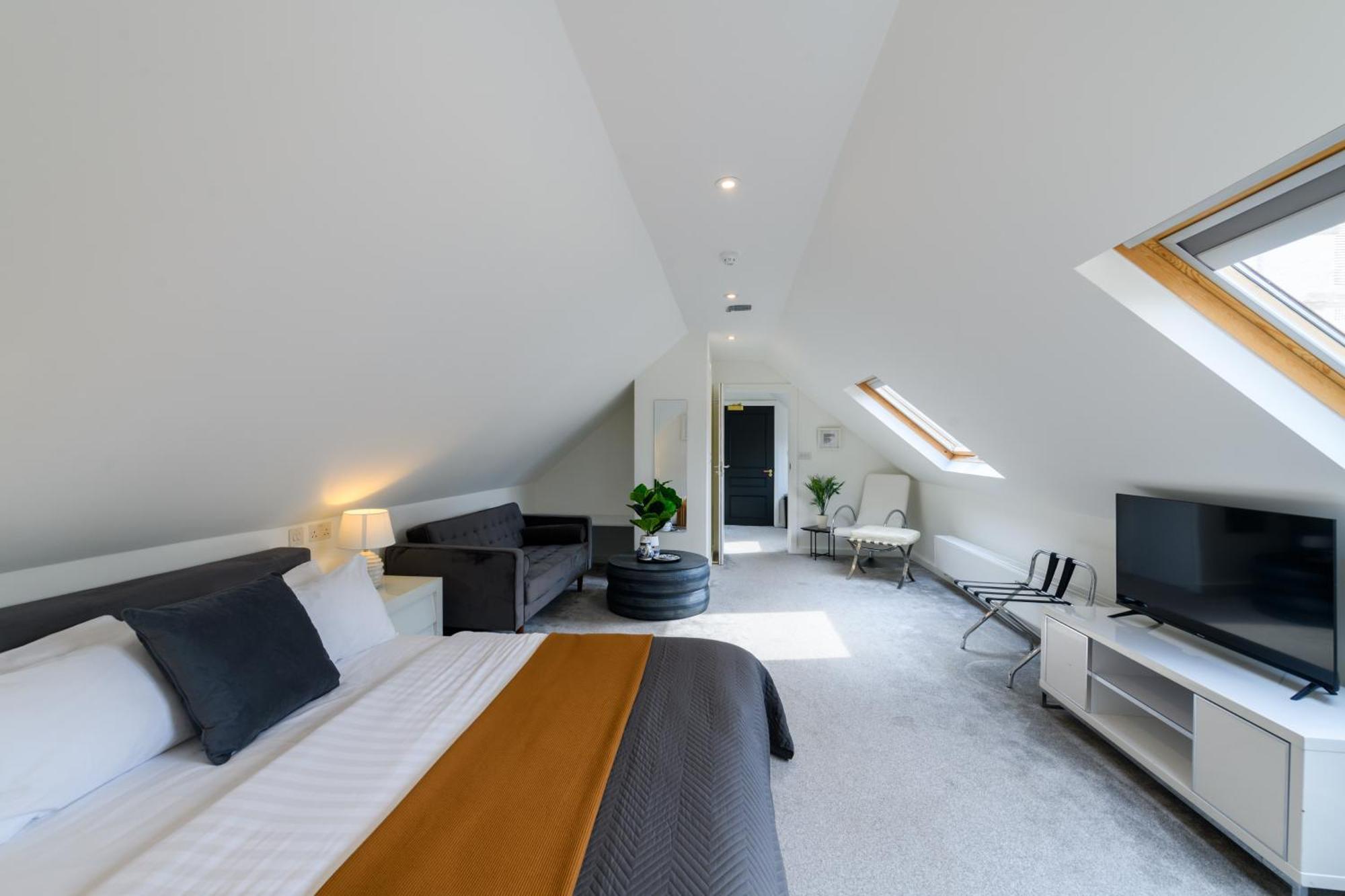 Holm House Hotel Пенарт Стая снимка